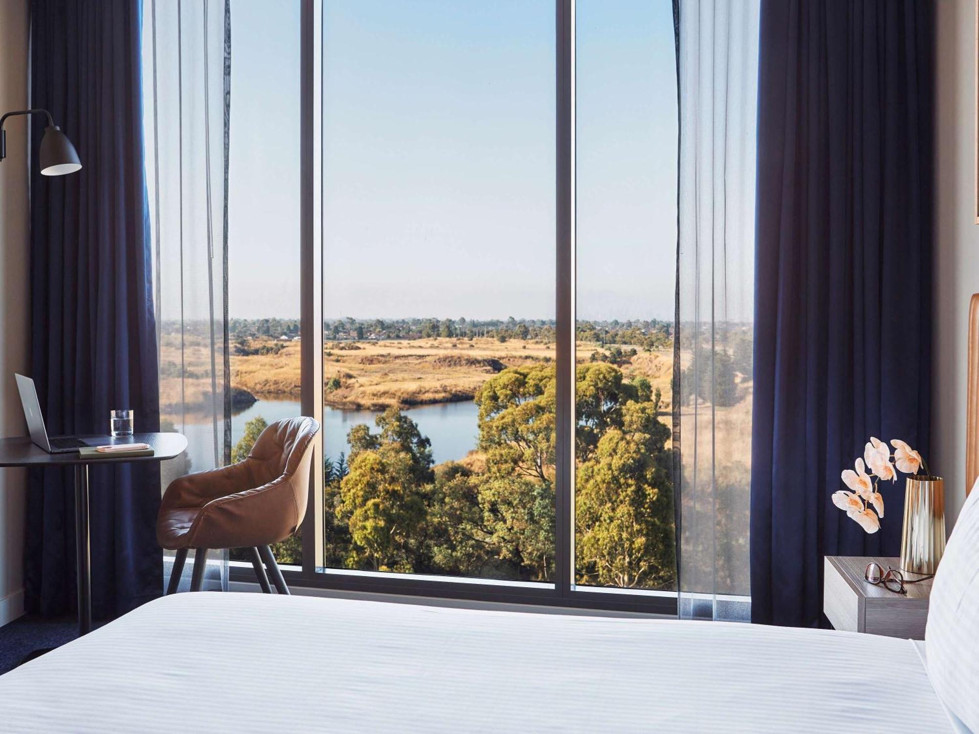 Mantra Melbourne Epping Hotel Exterior foto